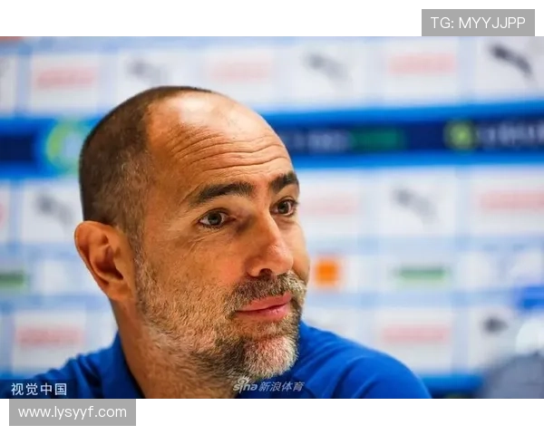 图多尔备战利物浦出席发布会